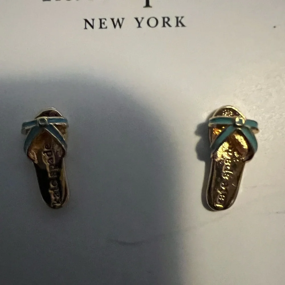 VACAY VIBE::Kate Spade New York Away We Go Flip Flop Thong Stud Earrings::NWT::